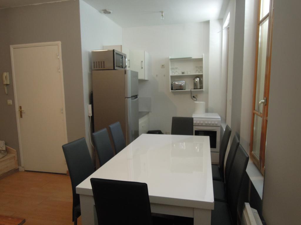 Appart'Hotel De La Tour Troyes Bilik gambar